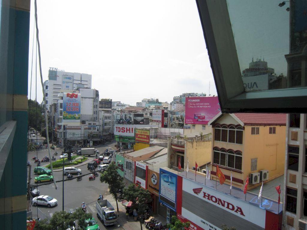 Thien Hoa Hotel Хошимин Экстерьер фото