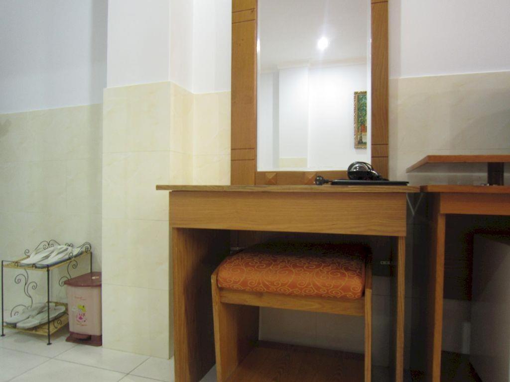 Thien Hoa Hotel Хошимин Экстерьер фото